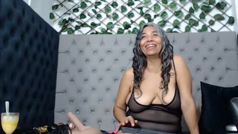 Snapshot of brenda_velasquez chatting on 02.19.26 BRENDA VELASQUEZ online show from 02.19.26