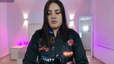 Snapshot of brendda_tay chatting on 11.04.25 BRENDDA online show from 11.04.25