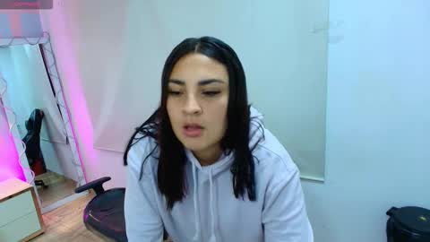 Snapshot of brendda_tay chatting on 11.16.25 BRENDDA online show from 11.16.25