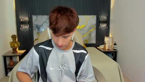 Snapshot of brent18_ chatting on 11.29.25 Esteban online show from 11.29.25