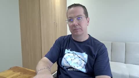 Snapshot of brettdj chatting on 01.14.26 Brett online show from 01.14.26