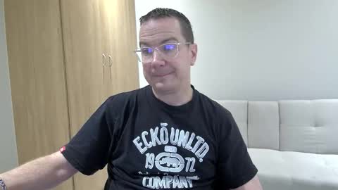 Snapshot of brettdj chatting on 03.15.26 Brett online show from 03.15.26