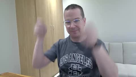 Snapshot of brettdj chatting on 03.25.26 Brett online show from 03.25.26