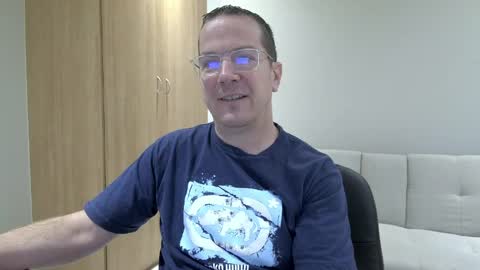 Snapshot of brettdj chatting on 04.13.26 Brett online show from 04.13.26