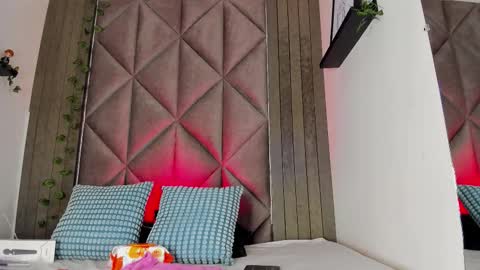 B R I A  online show from 02.05.26