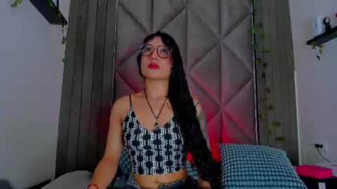 B R I A  online show from 07.10.26