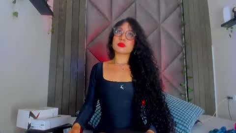B R I A  online show from 08.04.26