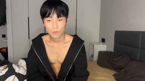 Snapshot of brian_stars chatting on 02.18.25 Brian boy online show from 02.18.25