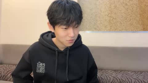 Snapshot of brian_stars chatting on 09.29.25 Brian boy online show from 09.29.25