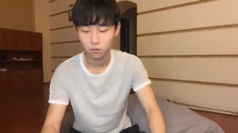 Snapshot of brian_stars chatting on 10.21.25 Brian boy online show from 10.21.25