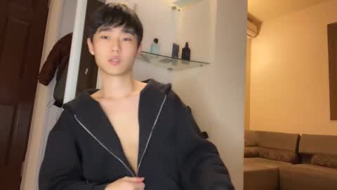 Snapshot of brian_stars chatting on 11.26.25 Brian boy online show from 11.26.25