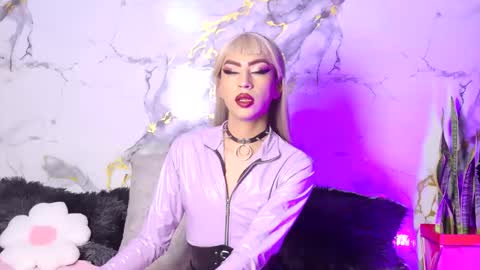 Snapshot of briana_white chatting on 04.13.26 briana_white online show from 04.13.26