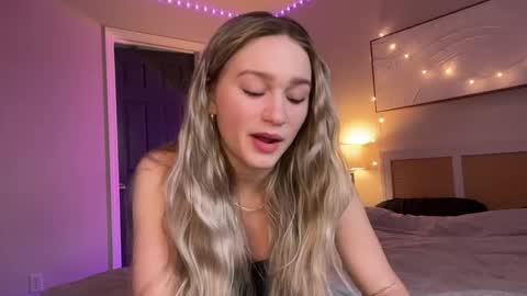 Briana online show from 04.01.26