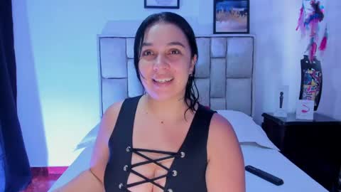 Snapshot of brianaguzman chatting on 03.06.26 online show from 03.06.26