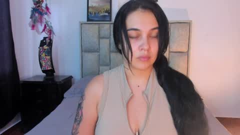 Snapshot of brianaguzman chatting on 04.07.26 online show from 04.07.26