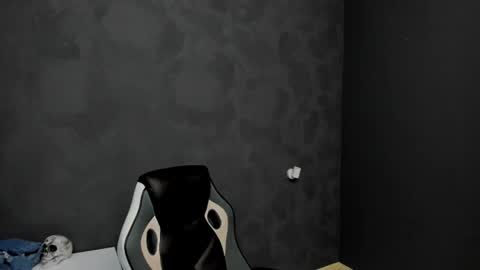 Snapshot of brianhunts chatting on 02.11.25 Brian online show from 02.11.25