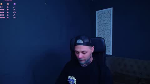 Snapshot of brianhunts chatting on 12.15.25 Brian online show from 12.15.25