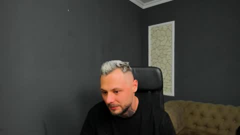 Snapshot of brianhunts chatting on 01.13.26 Brian online show from 01.13.26