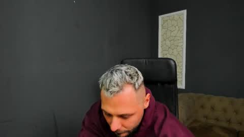 Snapshot of brianhunts chatting on 01.16.26 Brian online show from 01.16.26