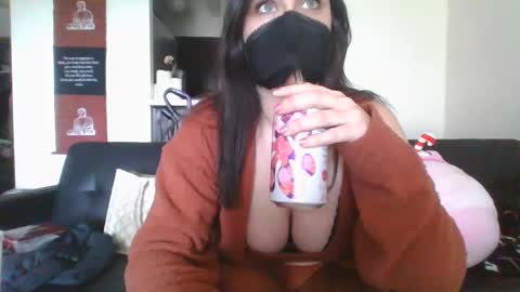 Snapshot of briannabills chatting on 02.26.25 Brianna Bills online show from 02.26.25