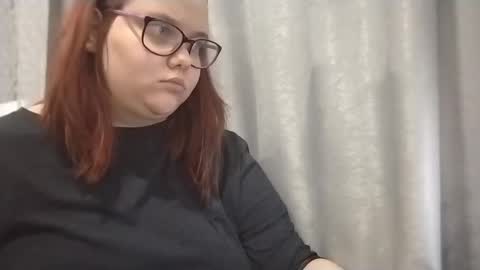 Snapshot of bridget_julianne chatting on 12.20.24 Bridget Julianne online show from 12.20.24