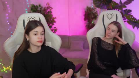 Diamonds Girls online show from 02.13.25