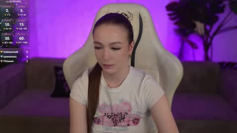 Snapshot of bright_diamonds_054 chatting on 01.13.26 Diamonds Girls online show from 01.13.26