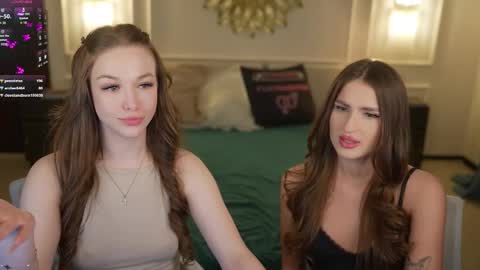 Snapshot of bright_diamonds_054 chatting on 03.02.26 Diamonds Girls online show from 03.02.26