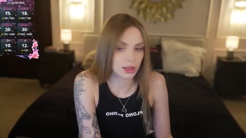 Snapshot of bright_diamonds_054 chatting on 03.18.26 Diamonds Girls online show from 03.18.26