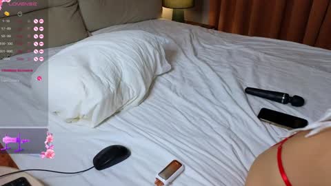 Amina Adelina online show from 09.20.25