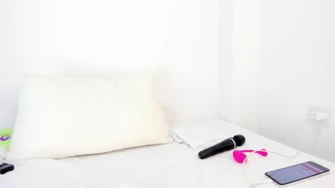 Snapshot of brigittewright chatting on 12.14.25 BrigitteWright online show from 12.14.25