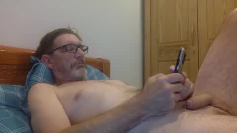 Snapshot of brital100 chatting on 11.13.25 brital100 online show from 11.13.25