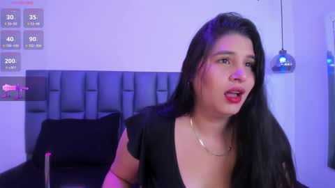 Snapshot of brithanyadams chatting on 02.11.25 brithanyadams online show from 02.11.25