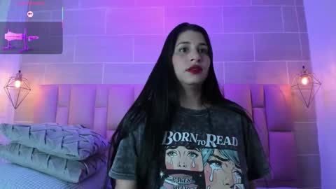 Snapshot of brithanyadams chatting on 10.01.25 brithanyadams online show from 10.01.25