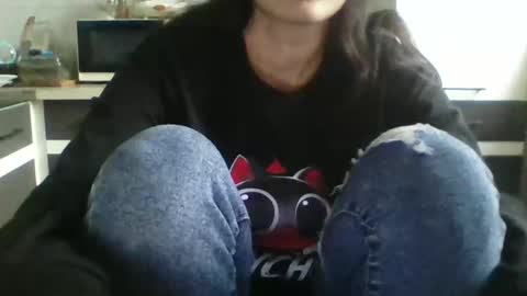 Snapshot of britneyamy chatting on 12.20.24 Britney online show from 12.20.24