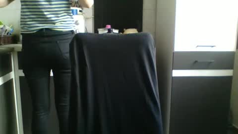 Snapshot of britneyamy chatting on 02.03.25 Britney online show from 02.03.25