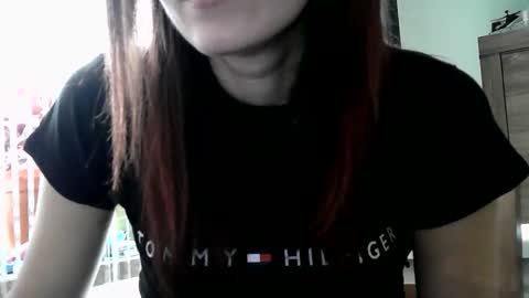 Snapshot of britneyamy chatting on 10.12.25 Britney online show from 10.12.25