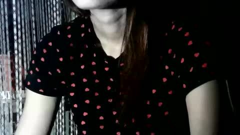 Snapshot of britneyamy chatting on 12.17.25 Britney online show from 12.17.25