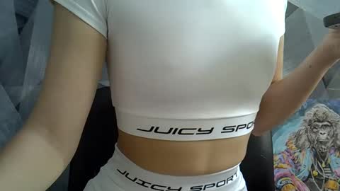 Snapshot of britneykittens chatting on 11.05.25 BritneyKittens online show from 11.05.25