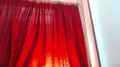 maru miaw   Please help me to reach 100 thumbs up online show from 02.11.25