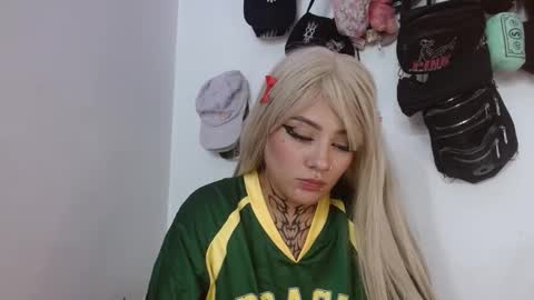 maru miaw   Please help me to reach 100 thumbs up online show from 10.04.25