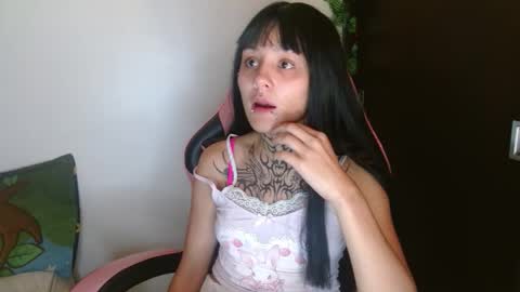 Snapshot of brittany_bubbles chatting on 03.19.26 maru miaw Please help me to reach 100 thumbs up online show from 03.19.26