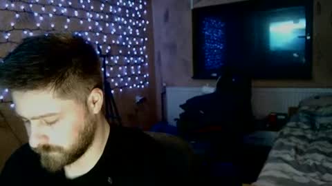 Snapshot of broereciever chatting on 03.14.26 broereciever online show from 03.14.26