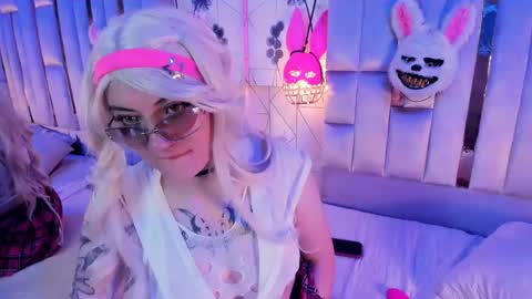     online show from 04.26.26