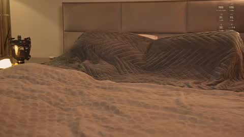 Snapshot of bronnica chatting on 02.05.25 Anna online show from 02.05.25