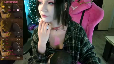 Snapshot of broodmommyy3 chatting on 12.19.24 Martha online show from 12.19.24