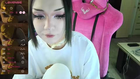 Snapshot of broodmommyy3 chatting on 12.26.24 Martha online show from 12.26.24