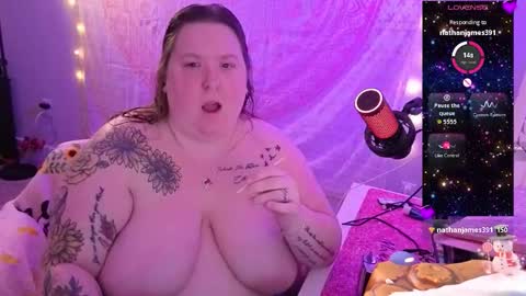 Snapshot of brookenicole3 chatting on 03.18.26 Madam Brooke online show from 03.18.26