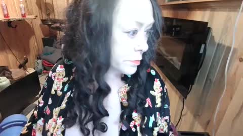 Snapshot of brookeride chatting on 09.23.25 BrookeRide online show from 09.23.25