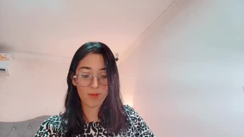 Brook Loves online show from 03.04.25